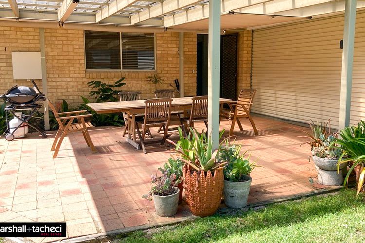 Bermagui Dune House: – 5 Narira Street – Beach Front, Pet friendly