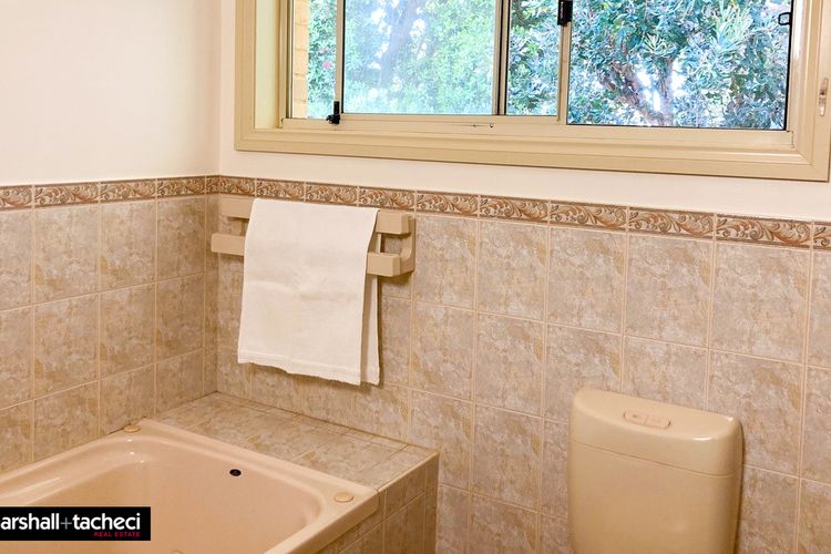 Bermagui Dune House: – 5 Narira Street – Beach Front, Pet friendly