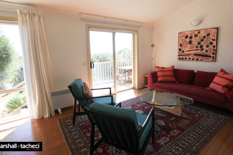 Bermagui Dune House: – 5 Narira Street – Beach Front, Pet friendly