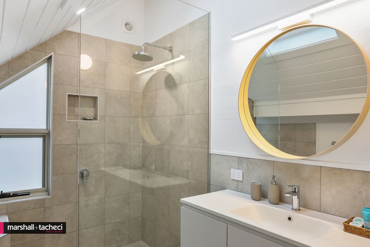 BARAGA Sanctuary holiday house, Bermagui Barragga Bay