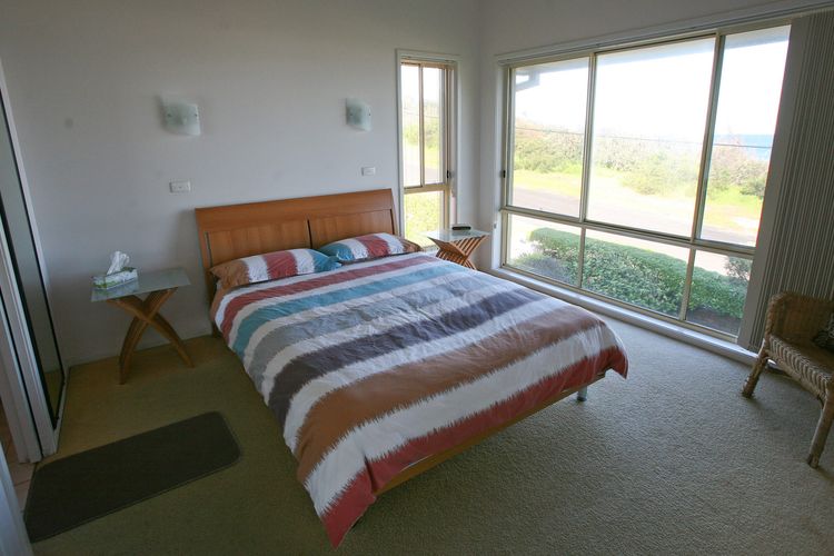 BEACHVIEW: 1/33 Scenic Drive- Ocean View, Holiday Unit