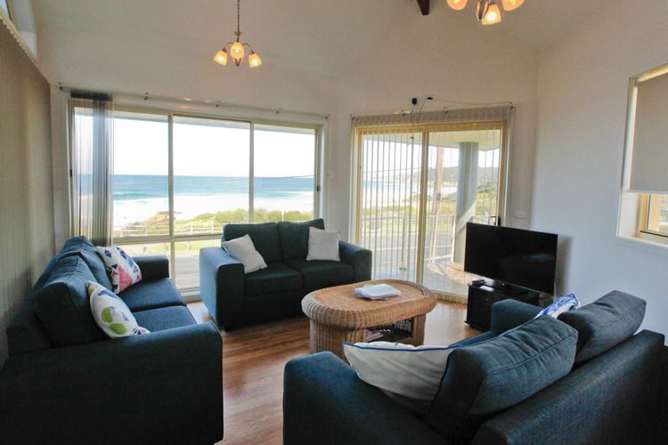 BEACHVIEW: 1/33 Scenic Drive- Ocean View, Holiday Unit