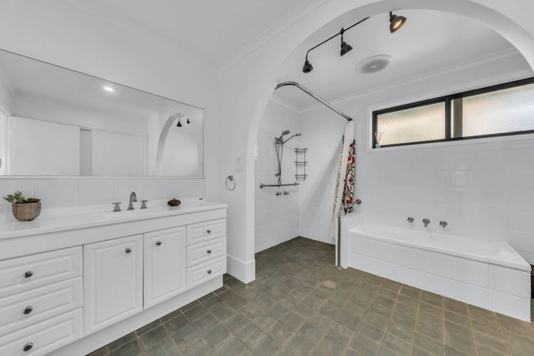 Ocean Vista – Bunga Street 47