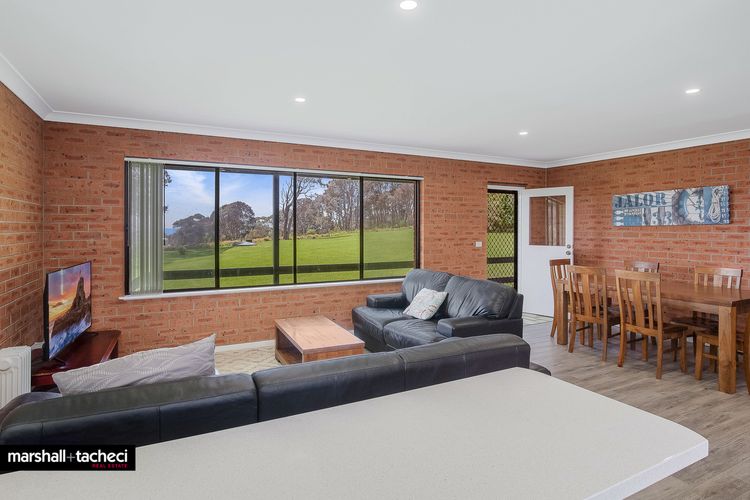 CUTTAGEE BEACH COTTAGES, 6