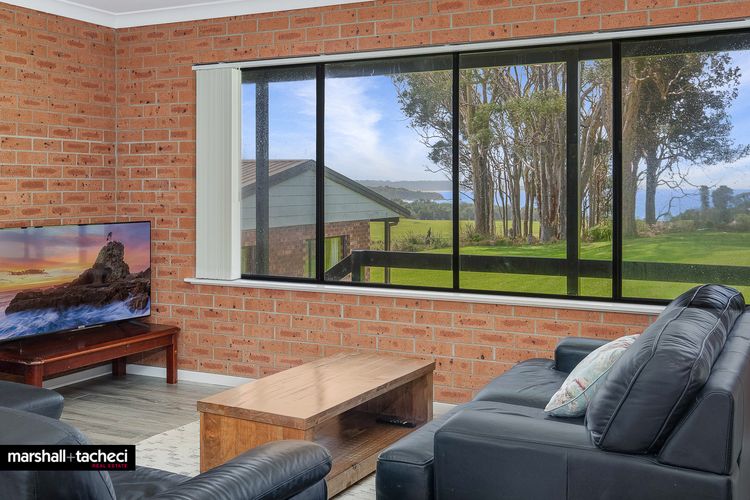 CUTTAGEE BEACH COTTAGES, 6