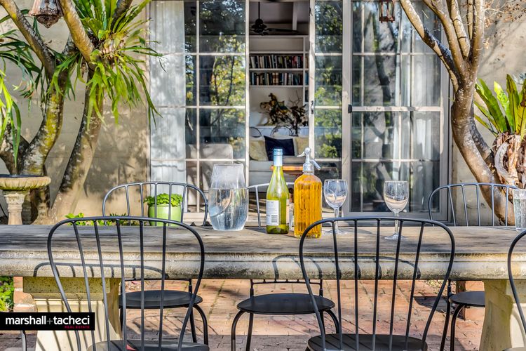 JEWEL ON THE LAKE – 287 Head of Cuttagee Bermagui