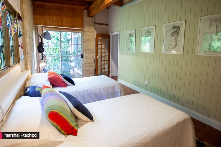 JEWEL ON THE LAKE – 287 Head of Cuttagee Bermagui