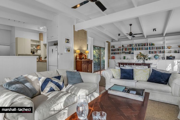 JEWEL ON THE LAKE – 287 Head of Cuttagee  Bermagui