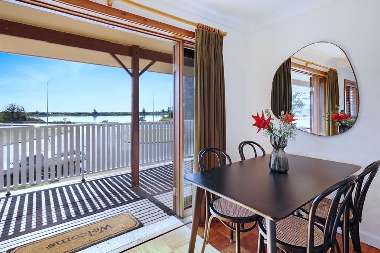 What A View – Lamont St Unit 4/120