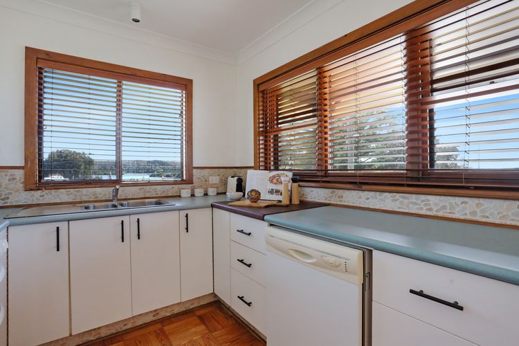 What A View – Lamont St Unit 4/120