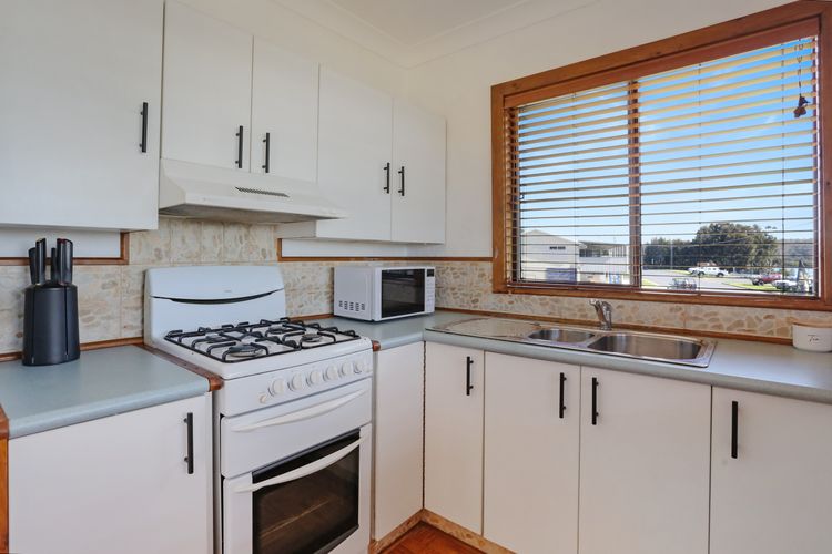 What A View – Lamont St Unit 4/120