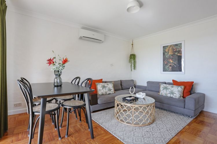What A View – Lamont St Unit 4/120