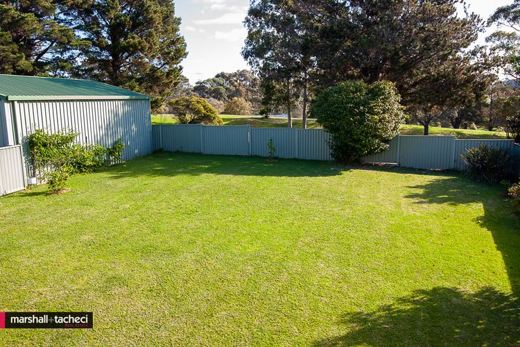 MONTAVIEW: 24 Mumbulla Street Holiday house, pet friendly Bermagui