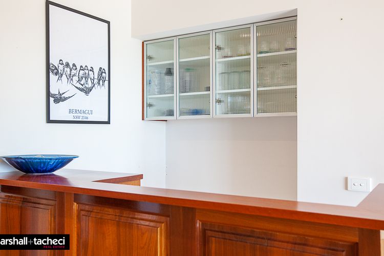 BERMAGUI JEWEL:  91 Murrah St Bermagui 5 Bdrm Uninterrupted views, central location Bermagui