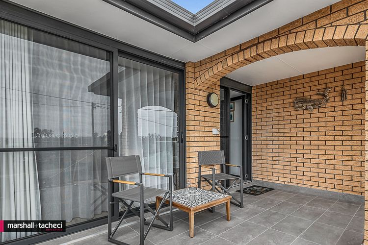 HORSESHOE BEACH HOUSE: 4 Young Street, Bermagui