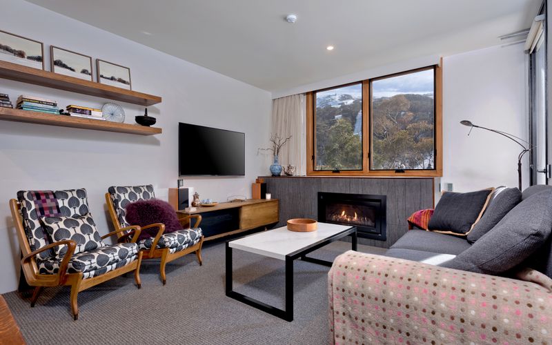 Gloria Nanook – Squatters 17