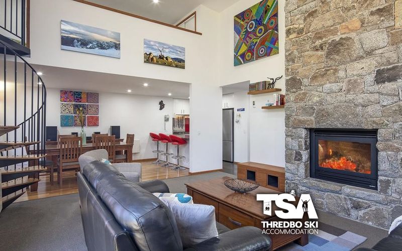 Ski Fall at Lake Crackenback