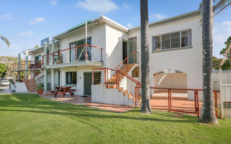 Beachfront 2, 25 Willow Street