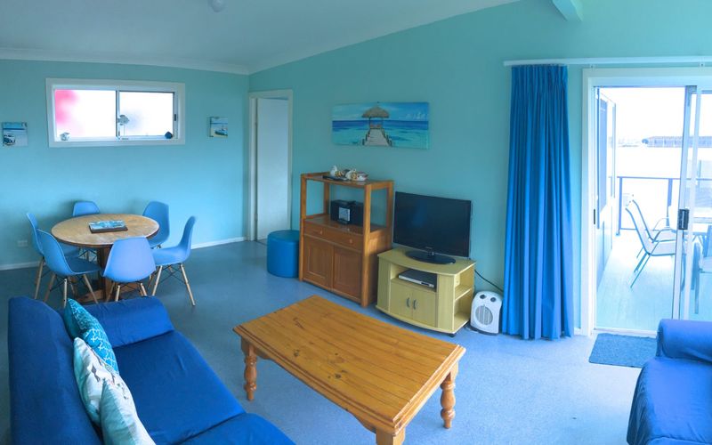 Clareview, 8 Korogora Street