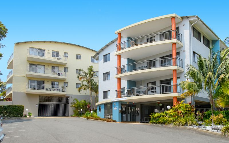 Flynn s Beach 235