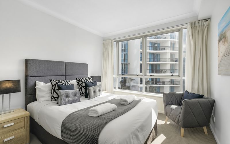 Chevron Renaissance Apartment 1092