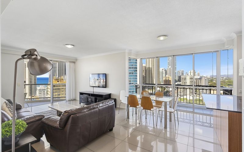 Chevron Renaissance Apartment 1135