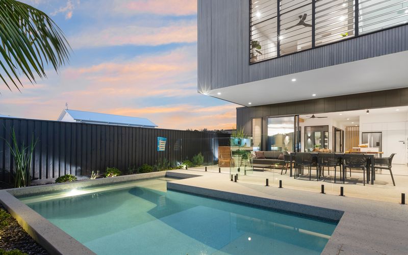 Breeze @ Salt – Wheelchair Accessible with Heated Pool