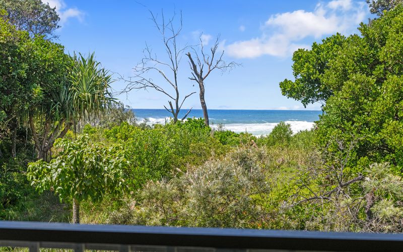 Classic Beach House on Surfside – Pet Friendly