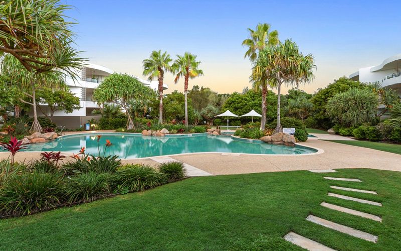 Cotton Beach 97 – Luxurious Mid Floor Apartment