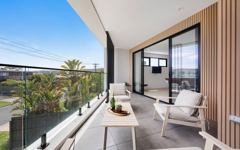 PENINSULA SEA BREEZE