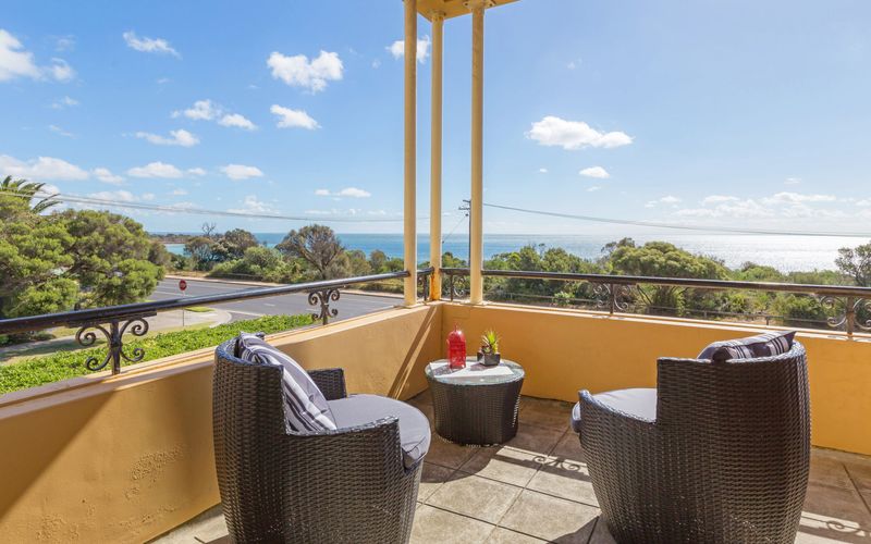 BEACH BELLE – MORNINGTON
