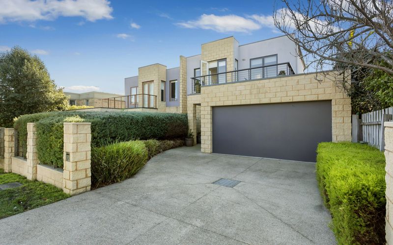 SUNSET VIEWS – MORNINGTON