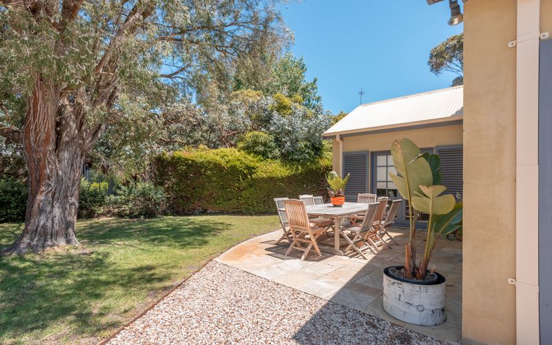 Portsea Hideaway Classic Style