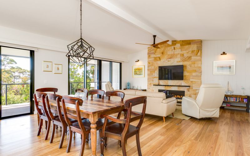 Kickenbach at Hyams Beach