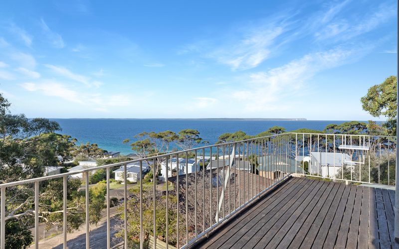 Sea Point at Hyams Beach