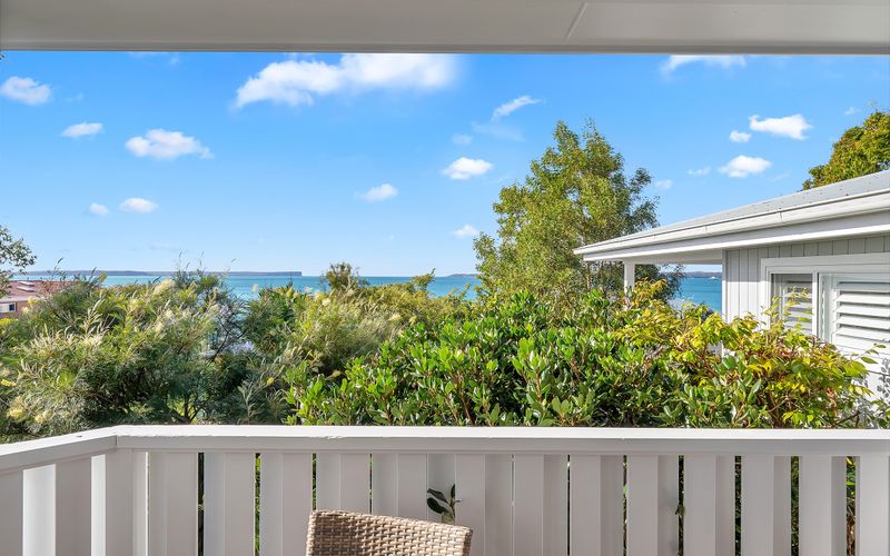 Seascape Cottage at Hyams Beach