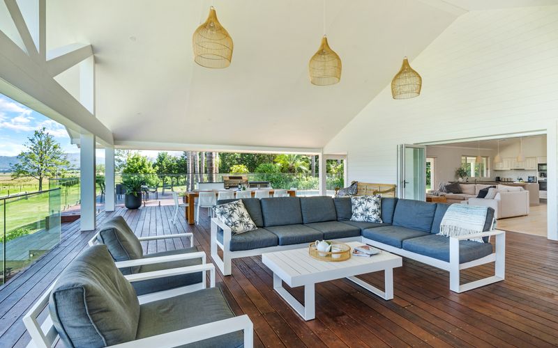 Whispering Pines House,  Far Meadow, Berry