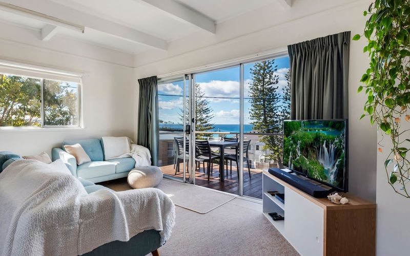 Beach House On Booth