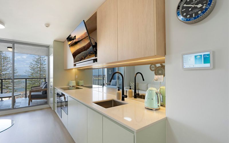 Stylish Waterfront Apartment | Pool | Balcony | Prime Location