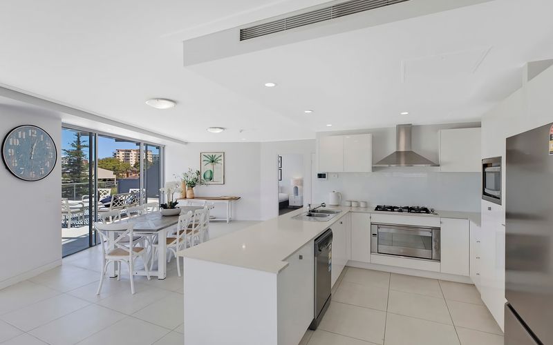 Coast Luxury Apartments 17