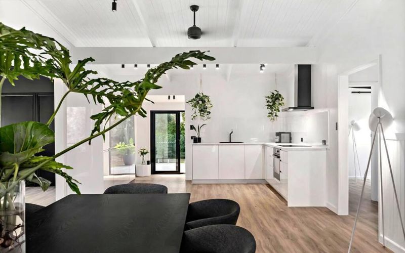 Eune House