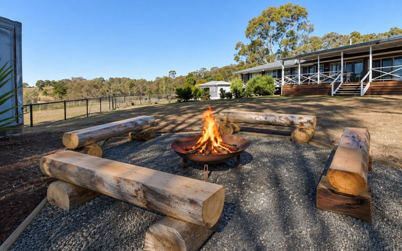 Palmers Lane Vineyard Homestead