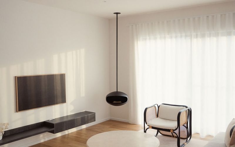 Living room image 3