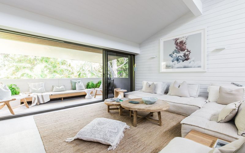 Little Cove Treetops –  3 bedrooms – Style – Beach – Location