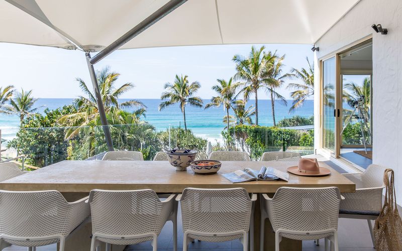 Sunshine Haven – Pool – Beach front – Ocean Views