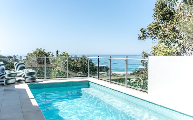 Villa Isabelle – Sunshine Beach – Views – Pool