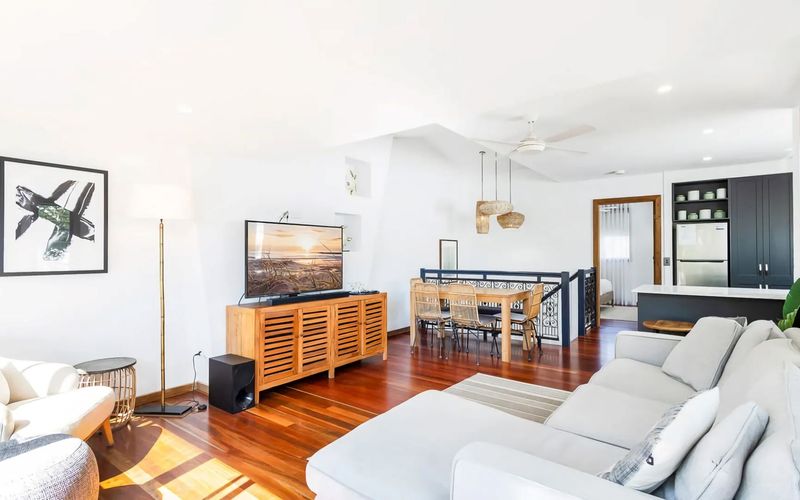 Tropical Escape – Sunshine Beach Retreat