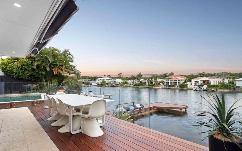 Masthead Waters – Waterfront Home and Pool