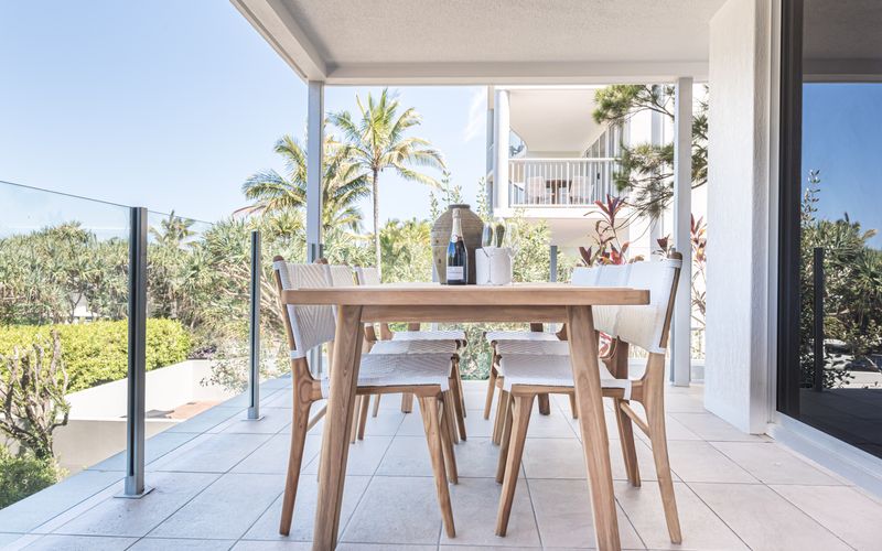 Spirit on Sunshine – 3 bedrooms with style, beach