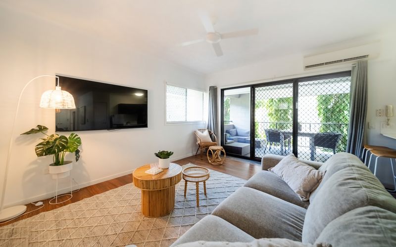 Living room image 2